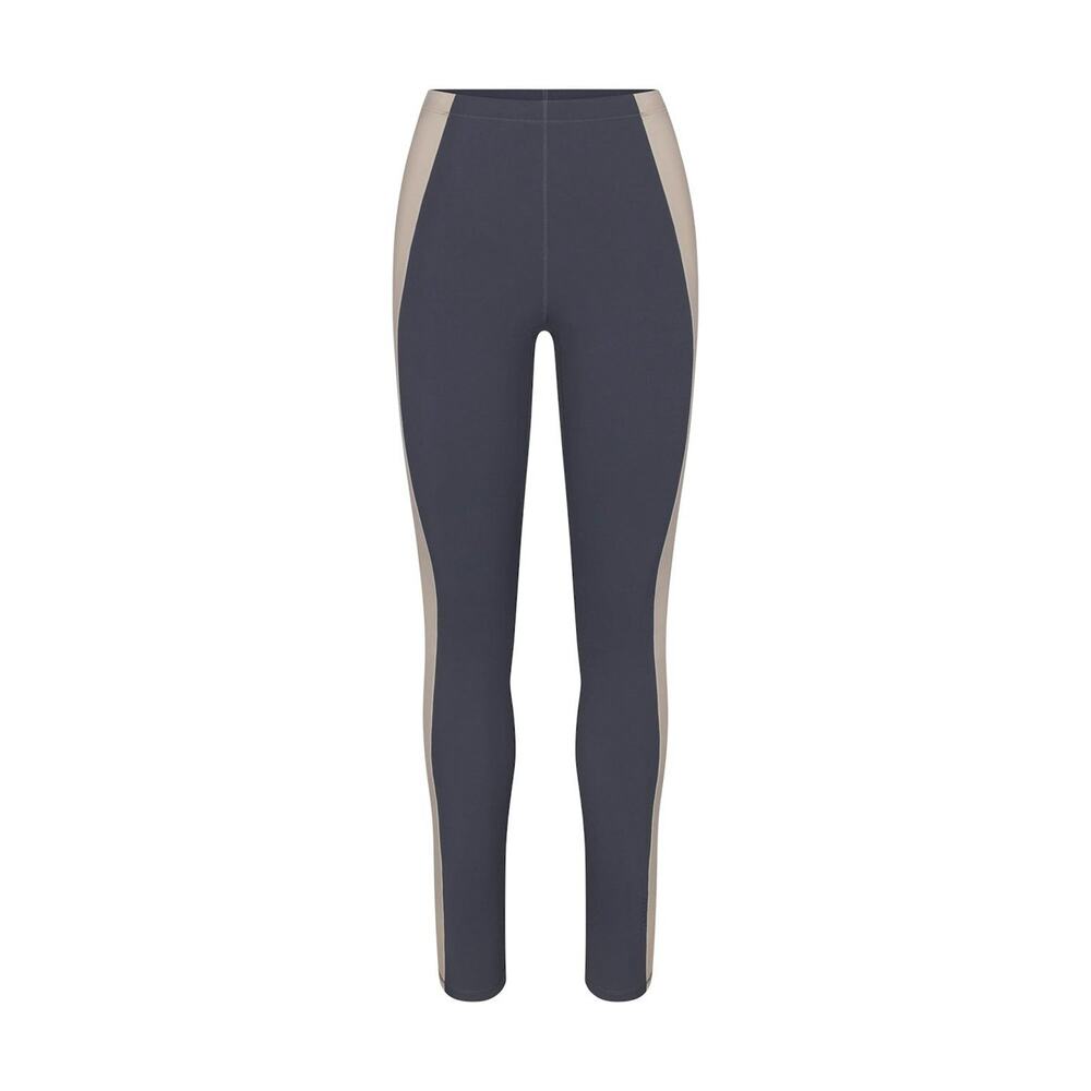 SKIMS Matte Shine Mix 29" Legging - S